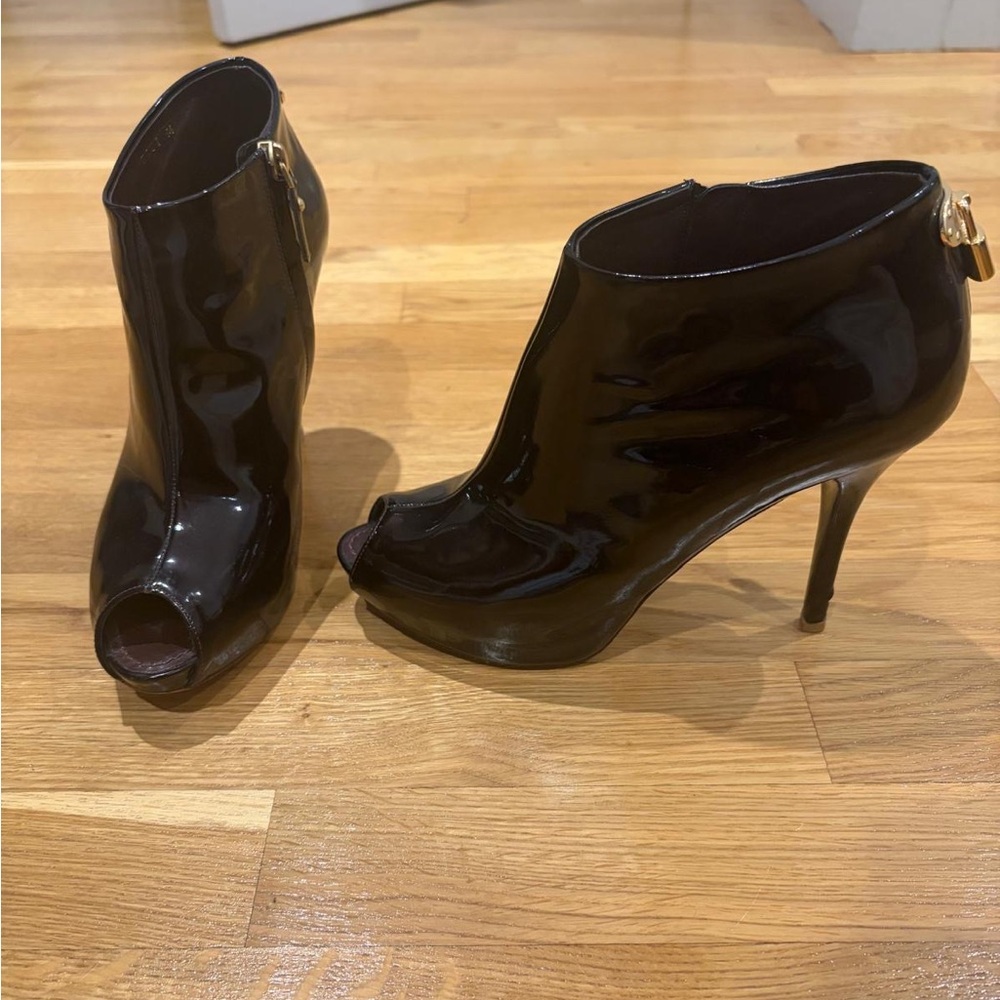 Louis Vuitton - patent leather red black Peep-Toe Stiletto Ankle Boots